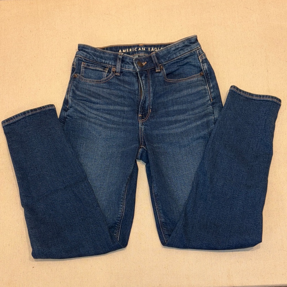 American Eagle Outfitters Women's Dark Blue High Rise Jeans